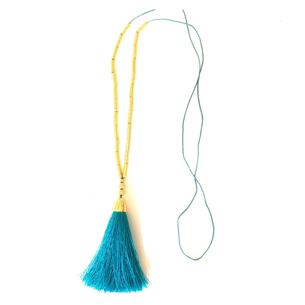 TASSEL NECKLACE